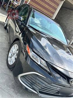 تۆیۆتا کامری